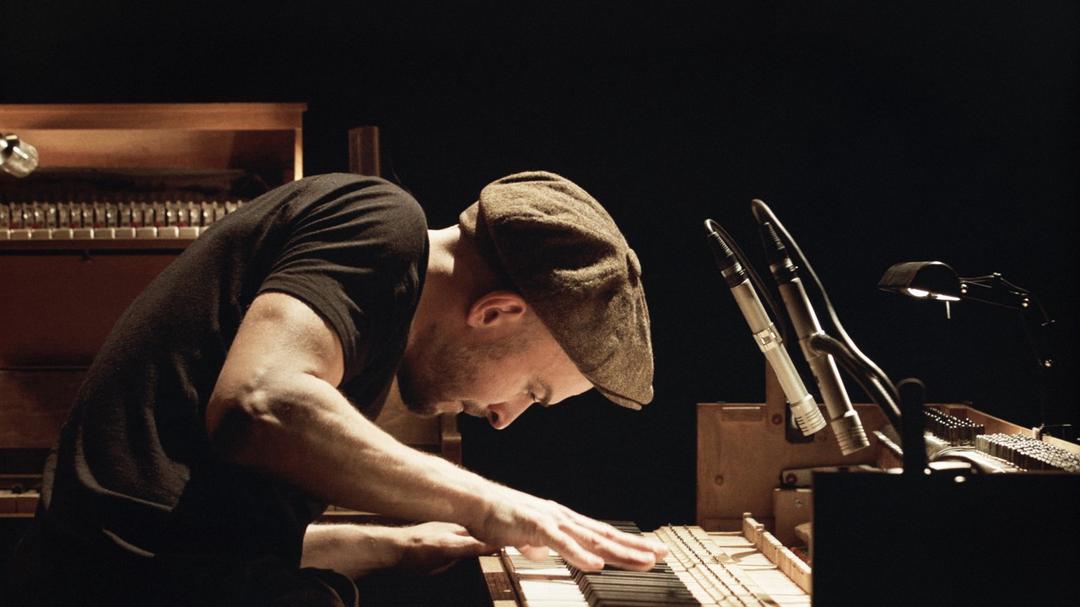 Background image for Tripping with Nils Frahm