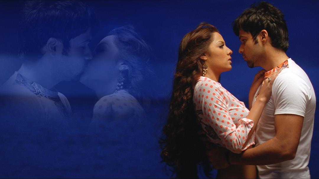 Background image for Jawani Diwani: A Youthful Joyride