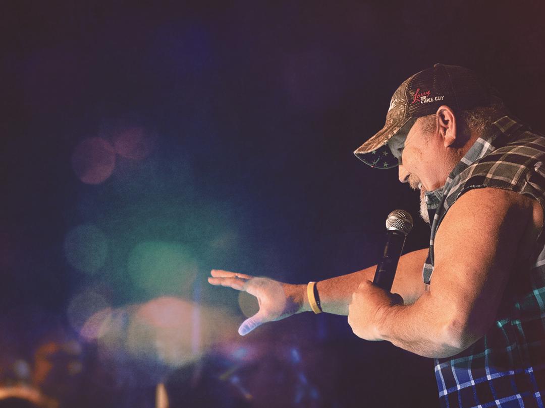 Background image for Larry the Cable Guy: Remain Seated