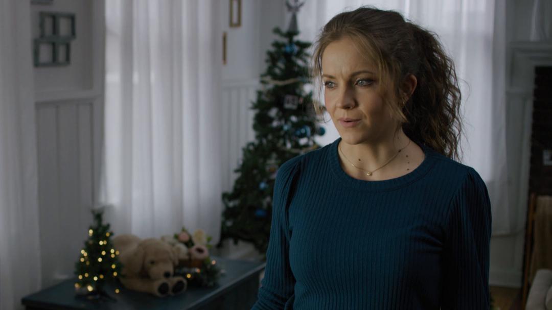 Background image for Mistletoe & Molly