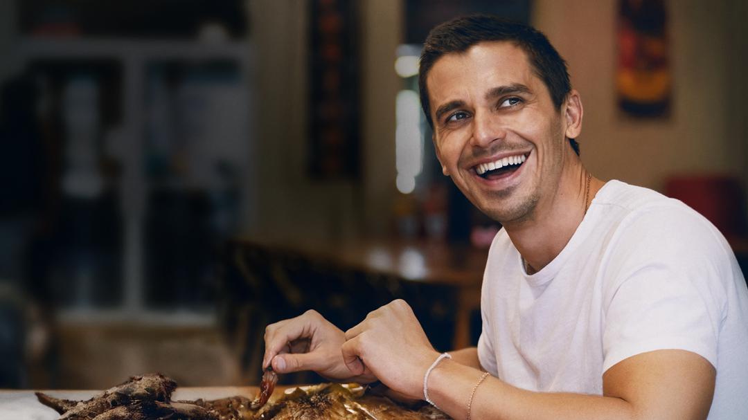 Background image for No Taste Like Home with Antoni Porowski