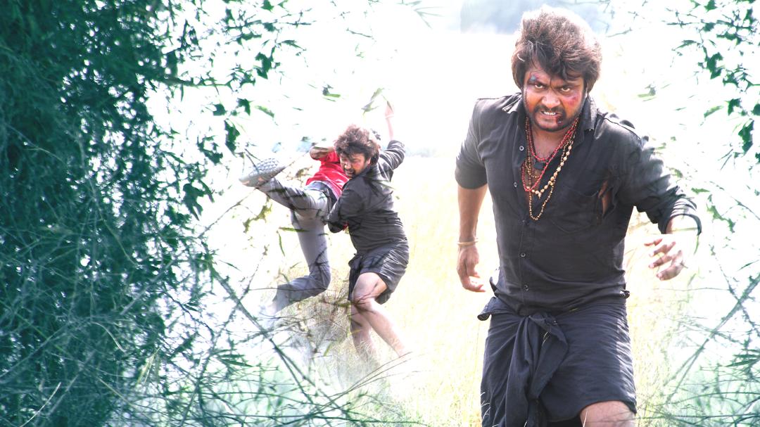 Background image for Paambhu Sattai