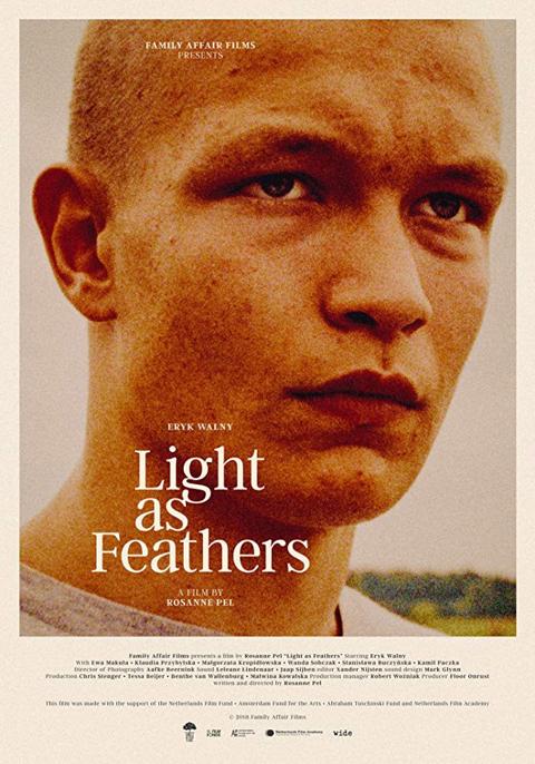Poster för Light as Feathers