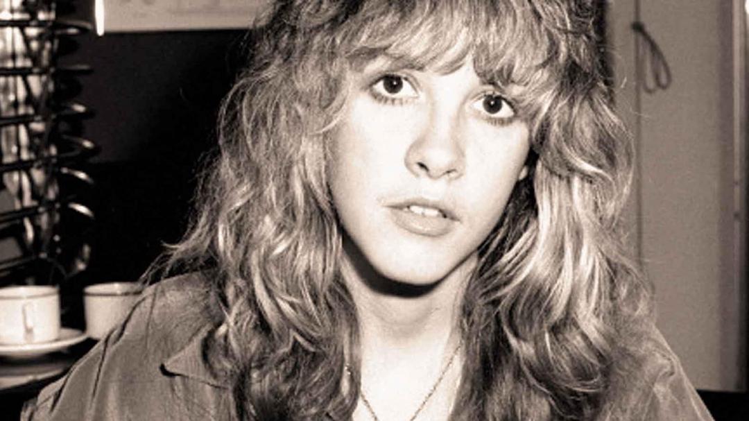 Background image for Stevie Nicks: Through the Looking Glass