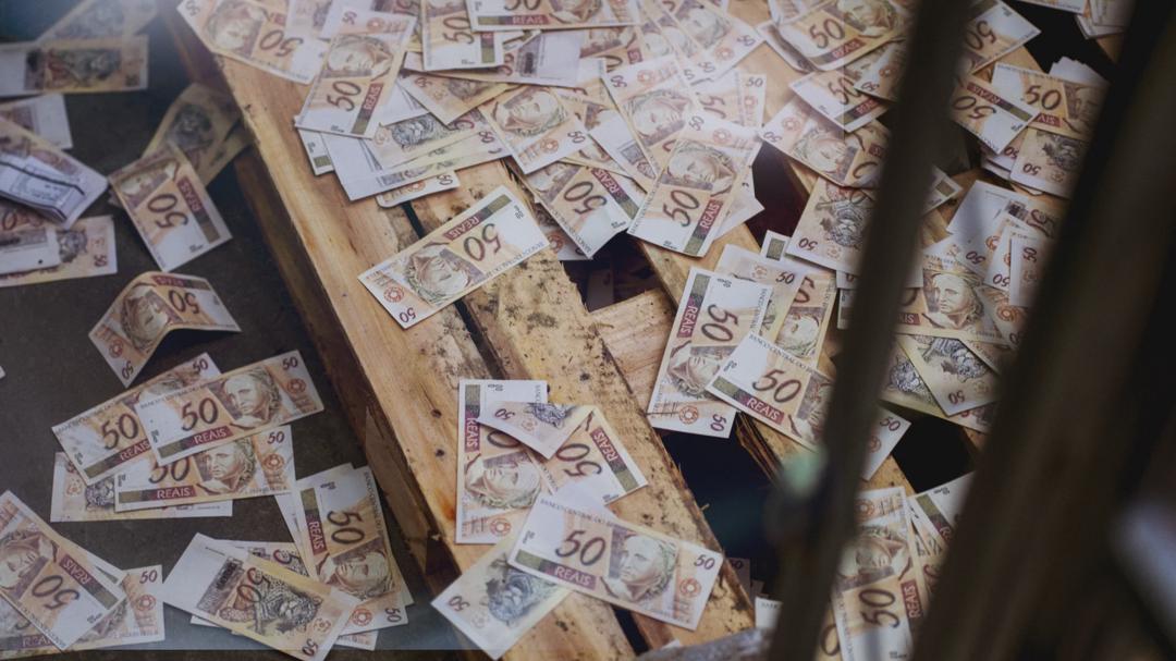 Background image for Hei$t: The Great Robbery of Brazil's Central Bank