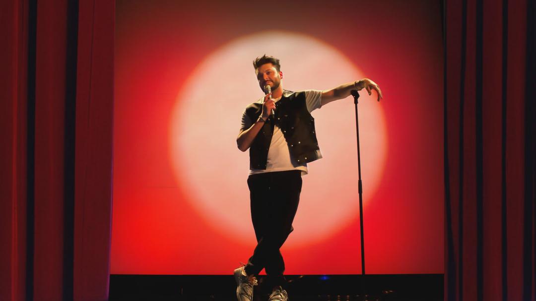Background image for Kev Adams: The Real Me