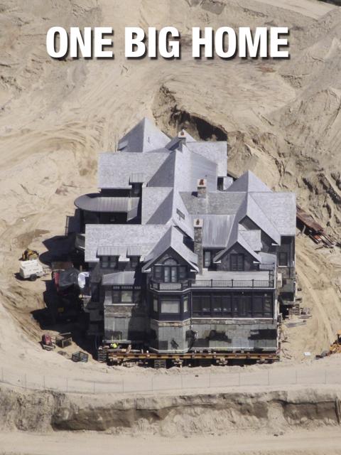 Poster för One Big Home