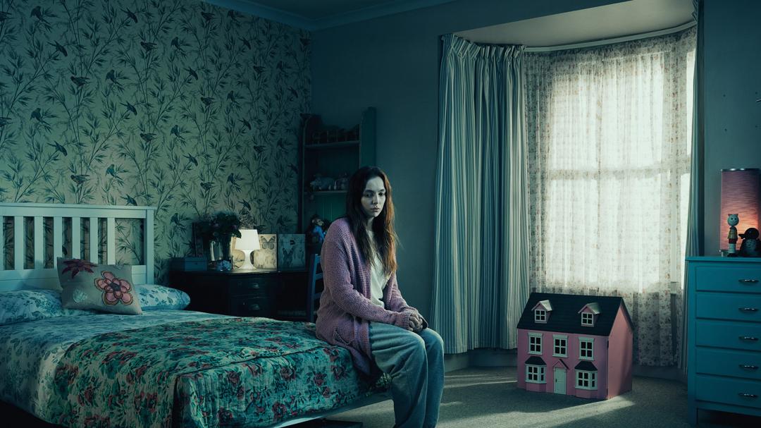 Background image for Thirteen