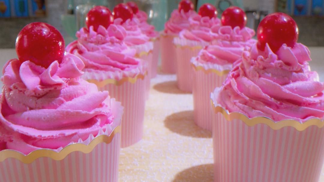 Background image for The Big Nailed It Baking Challenge