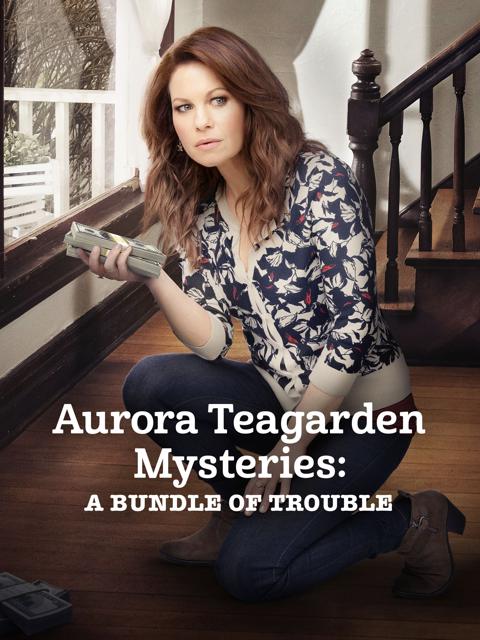 A Bundle of Trouble: An Aurora Teagarden Mystery